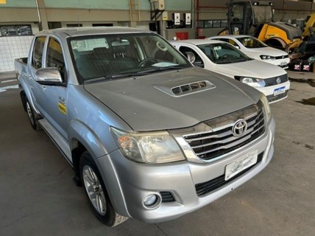 TOYOTA HILUX CD 4X4, ANO: 2014/2014