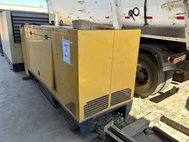 GERADOR PERKINS - 150 KVA, DIESEL