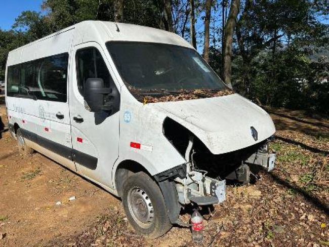 RENAULT / MASTER, ANO:  2018/2019 (SUCATA SEM MOTOR)
