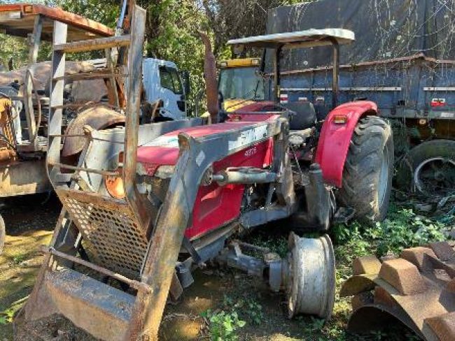 TRATOR MASSEY FUSION, *D151430*