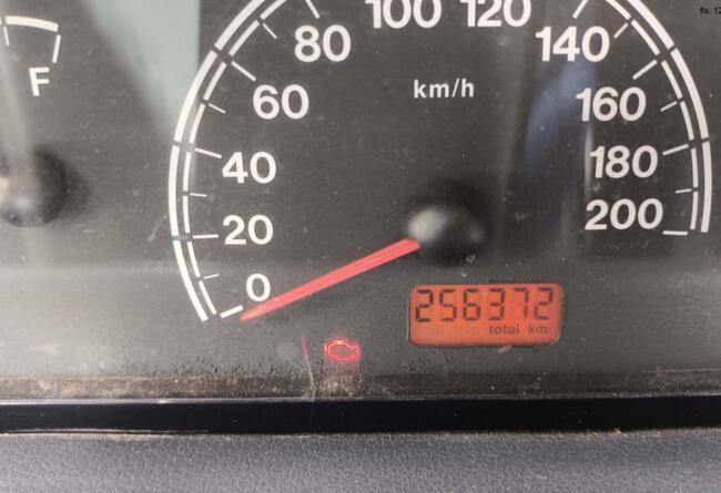 Veículo - Fiat Uno Mille, Nova Castilho/SP