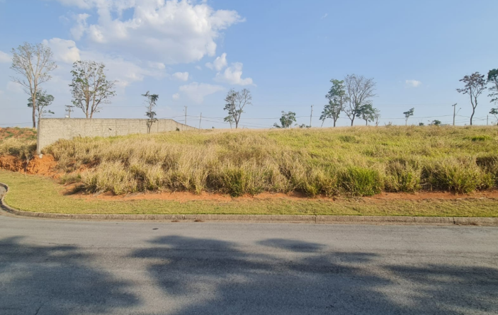 Terreno em Condomínio - Tuiuti/SP