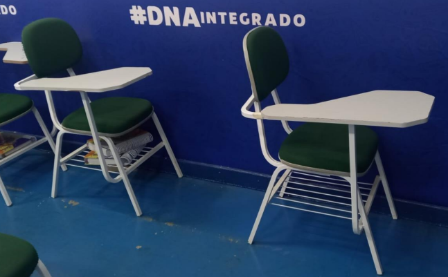 Cadeiras Escolares - Jaguariúna/SP