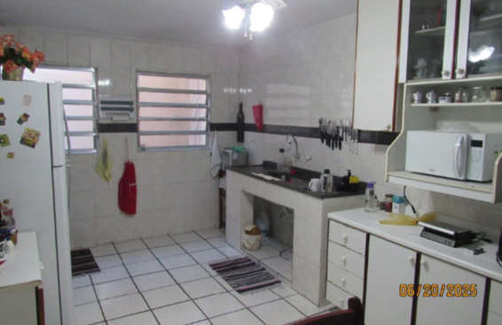 Casa Assobrada 190,93m² - Jardim América, Taboão da Serra/SP