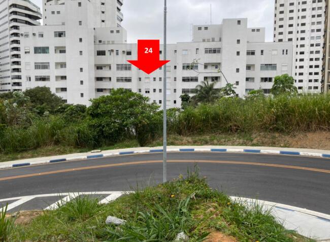 Terrenos 1.176,00m² e 640,00m² - Jardim Astúrias, Guarujá/SP