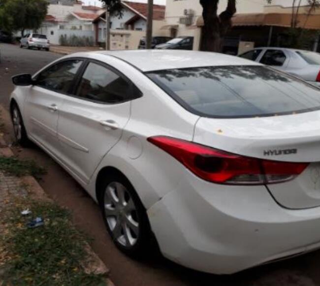 Veículo - Hyundai Elantra Gls, Paulinia/SP