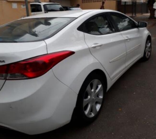 Veículo - Hyundai Elantra Gls, Paulinia/SP