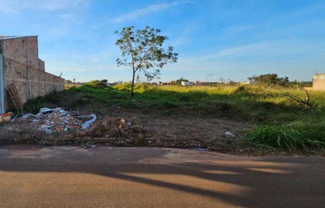 Terreno 200,00m² - Residencial Albatroz, Cerqueira César/SP