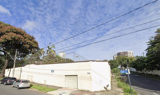CASA / A.T 1.015M² / CIDADE JARDIM / BELO HORIZONTE / MINAS GERAIS - R$ 900.000,00
