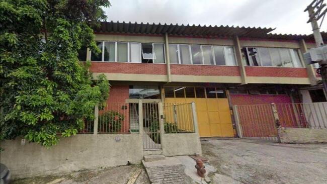 GALPÃO / A.T 2.160M² / CALIFÓRNIA / NVA IGUAÇU / RIO DE JANEIRO - R$ 2.000.000,00
