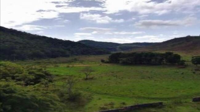 FAZENDA CASA NOVA / 308.96.72 HA / DORES DO PARAIBUNA / SANTOS DUMONT / MINAS GERAIS - R$ 1.544.800,00