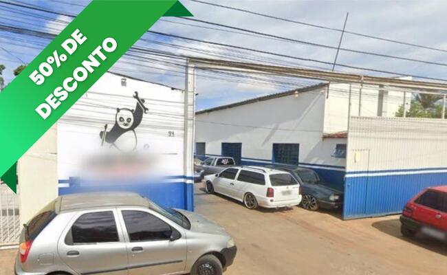 IMÓVEL COMERCIAL | 900m² | UNAI/MG (DESCONTO DE 50%)